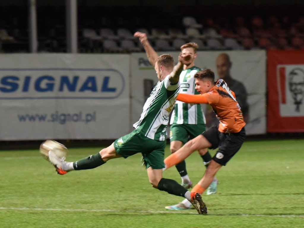 III liga piłkarska. Grupa IV. *KSZO 1929 Ostrowiec Świętokrzyski - Chełmianka Chełm 0:3