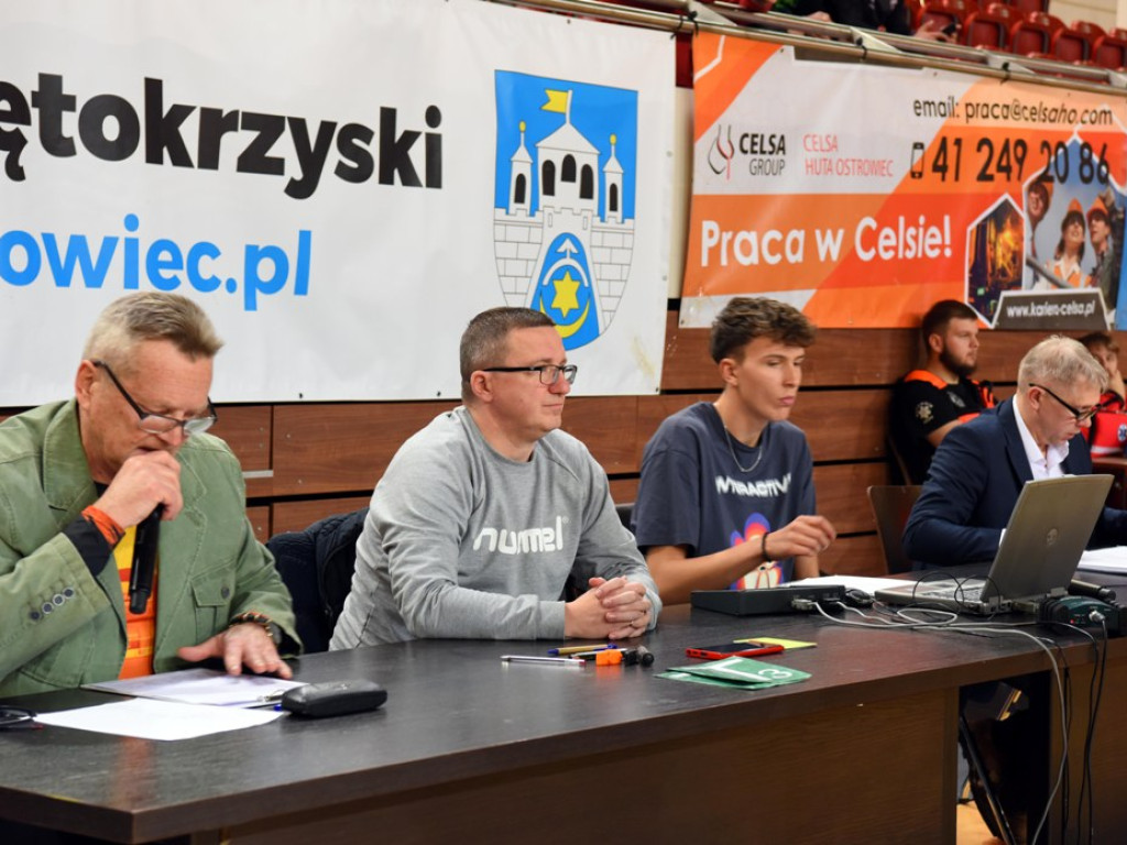 I liga piłki ręcznej mężczyzn. Grupa D. *KSZO Ostrowiec Świętokrzyski - AZS AGH Kraków 24:27