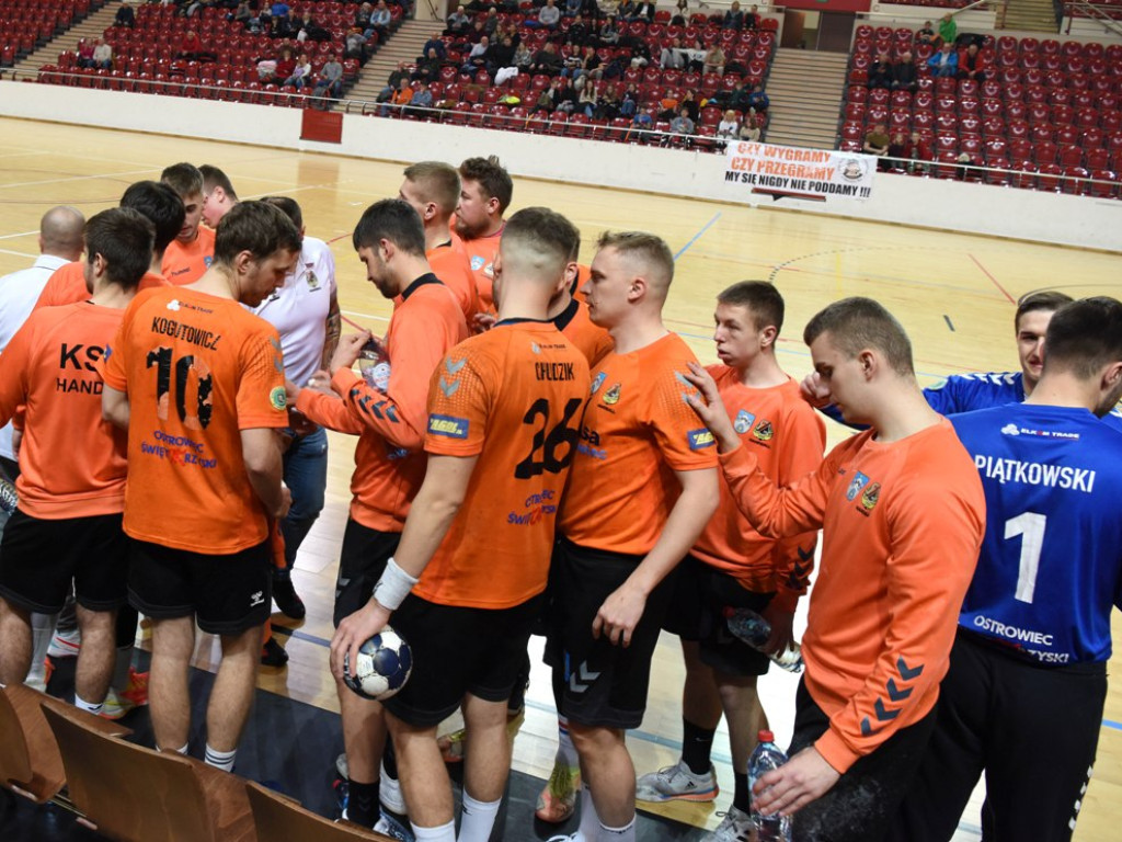 I liga piłki ręcznej mężczyzn. Grupa D. *KSZO Ostrowiec Świętokrzyski - KSSPR Końskie 29:31