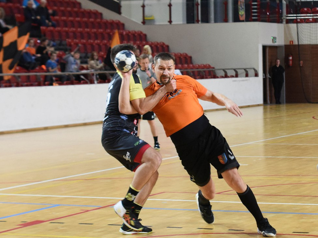I liga piłki ręcznej mężczyzn. Grupa D. *KSZO Ostrowiec Świętokrzyski - KSSPR Końskie 29:31