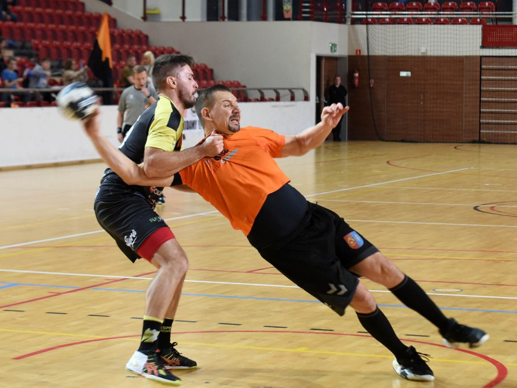 I liga piłki ręcznej mężczyzn. Grupa D. *KSZO Ostrowiec Świętokrzyski - KSSPR Końskie 29:31