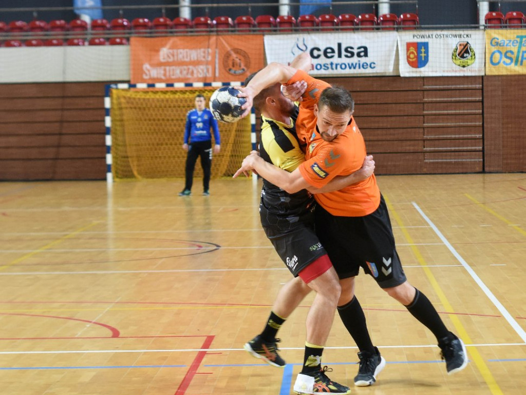 I liga piłki ręcznej mężczyzn. Grupa D. *KSZO Ostrowiec Świętokrzyski - KSSPR Końskie 29:31