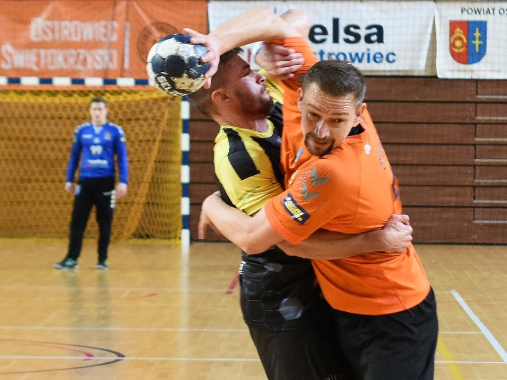 I liga piłki ręcznej mężczyzn. Grupa D. *KSZO Ostrowiec Świętokrzyski - KSSPR Końskie 29:31