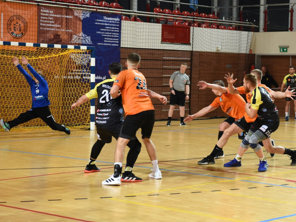 I liga piłki ręcznej mężczyzn. Grupa D. *KSZO Ostrowiec Świętokrzyski - KSSPR Końskie 29:31