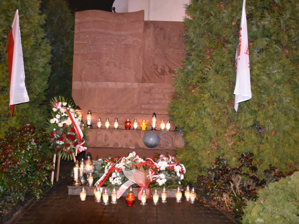 42. rocznica stanu wojennego - pamiętamy! (zdjęcia)