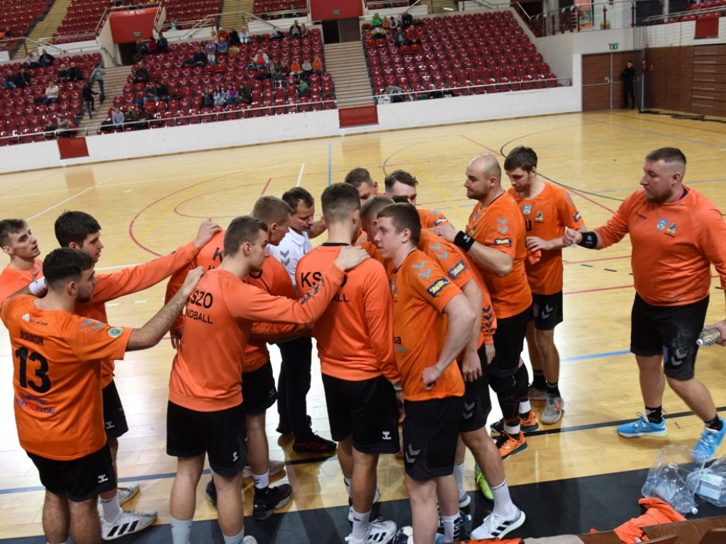 I liga piłki ręcznej mężczyzn. Grupa D. *KSZO Ostrowiec Świętokrzyski - Viret CMC Zawiercie 39:41