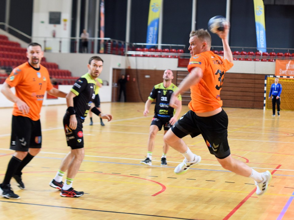 I liga piłki ręcznej mężczyzn. Grupa D. *KSZO Ostrowiec Świętokrzyski - Viret CMC Zawiercie 39:41