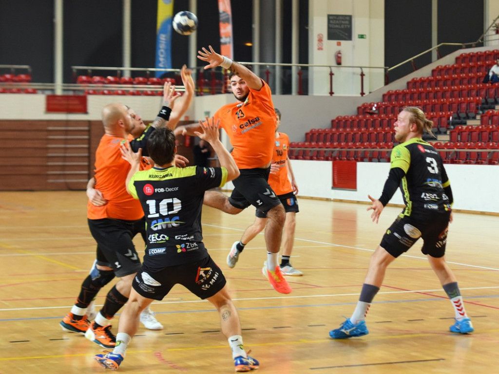 I liga piłki ręcznej mężczyzn. Grupa D. *KSZO Ostrowiec Świętokrzyski - Viret CMC Zawiercie 39:41