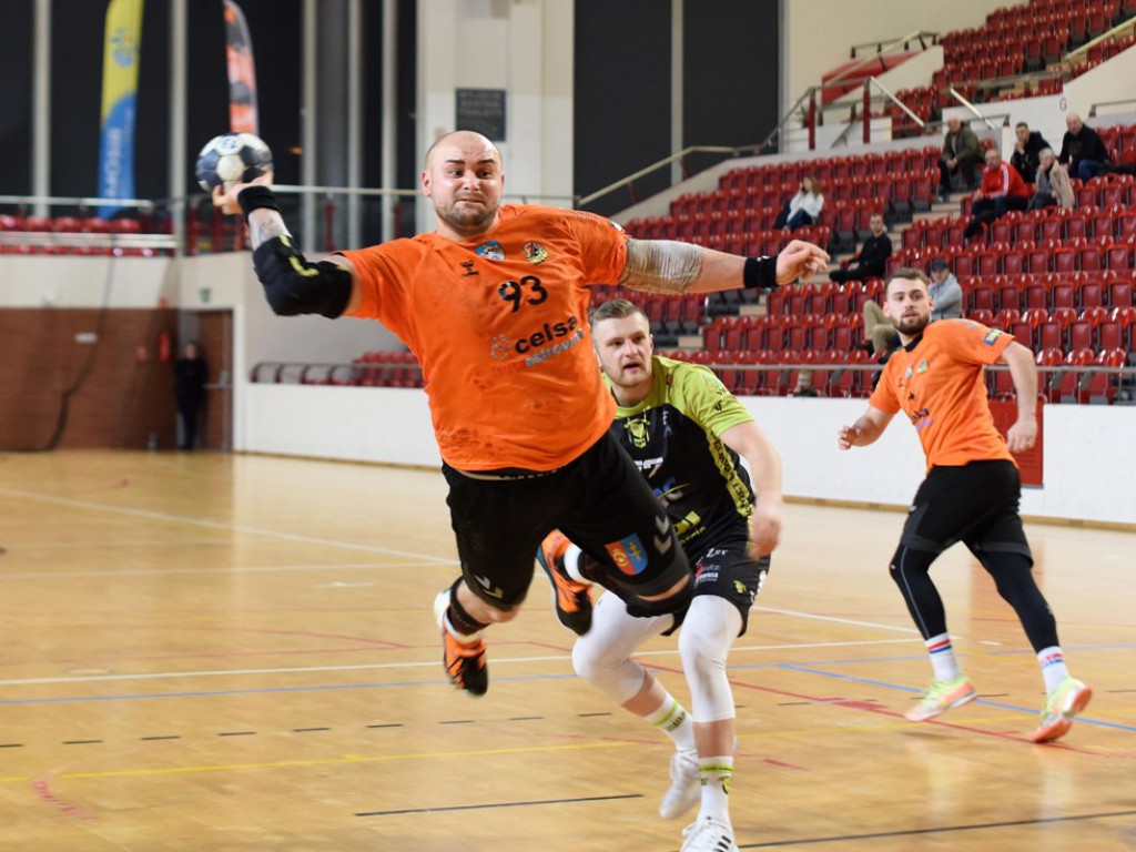 I liga piłki ręcznej mężczyzn. Grupa D. *KSZO Ostrowiec Świętokrzyski - Viret CMC Zawiercie 39:41
