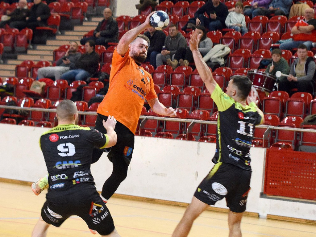 I liga piłki ręcznej mężczyzn. Grupa D. *KSZO Ostrowiec Świętokrzyski - Viret CMC Zawiercie 39:41
