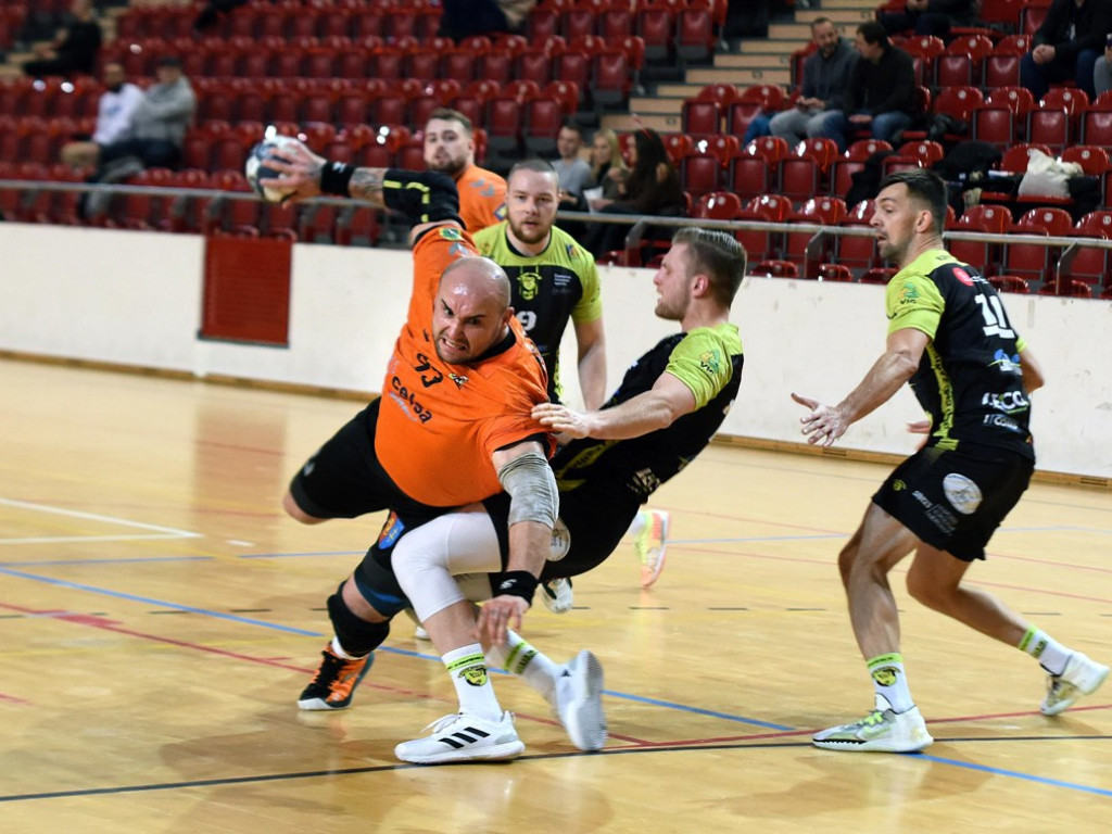 I liga piłki ręcznej mężczyzn. Grupa D. *KSZO Ostrowiec Świętokrzyski - Viret CMC Zawiercie 39:41