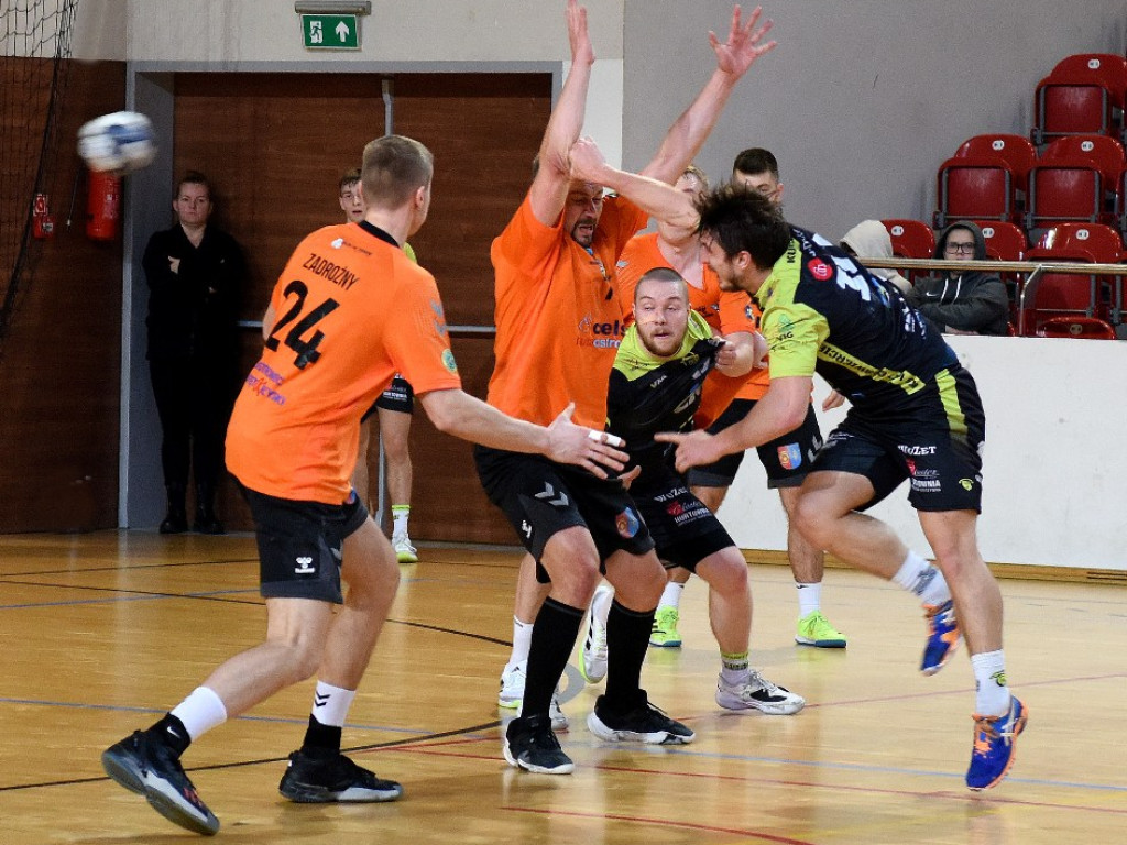 I liga piłki ręcznej mężczyzn. Grupa D. *KSZO Ostrowiec Świętokrzyski - Viret CMC Zawiercie 39:41
