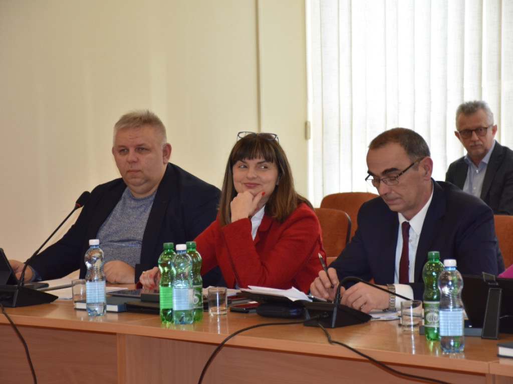 Dobry i proinwestycyjny budżet powiatu na 2024 rok