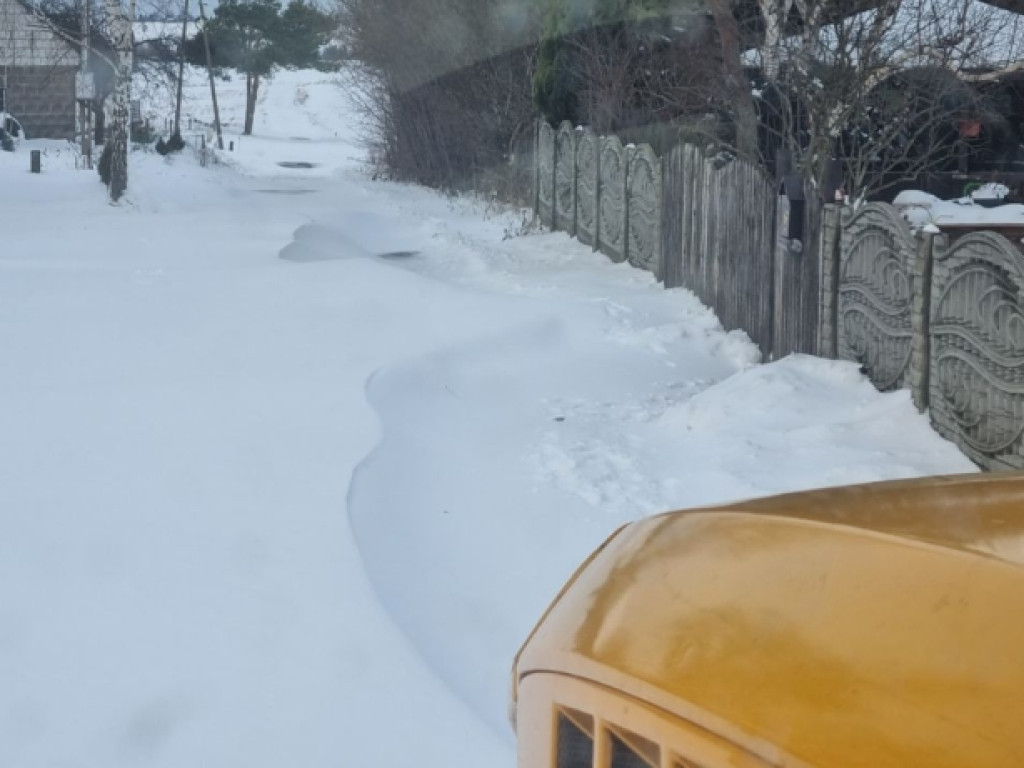 Zimowe uroki na drogach gminy Waśniów