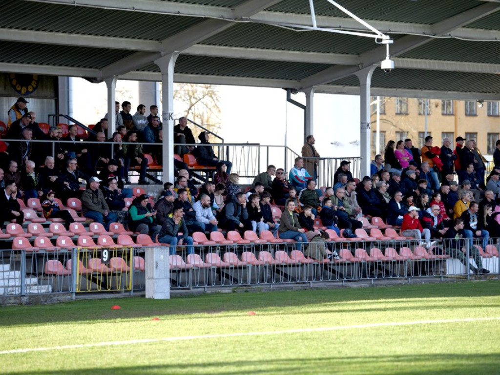 III liga piłkarska. Grupa IV. *KSZO 1929 Ostrowiec Świętokrzyski - Sokół Sieniawa 3:0