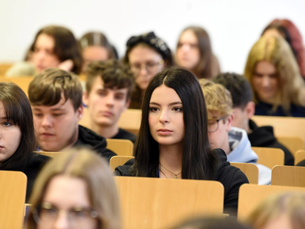 Ostrowiecka Akademia Nauk Stosowanych. Trwa International Week Ostrowiec Świętokrzyski 2024