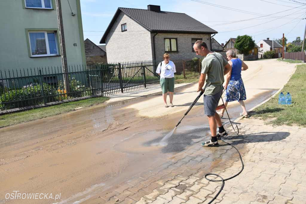 Skutki powodzi w Brzóstowej