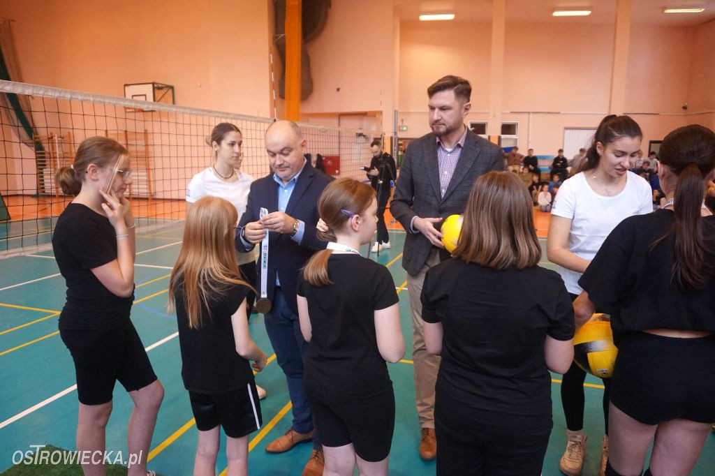 Finał Amatorskiej Ligi AZS w Bodzechowie