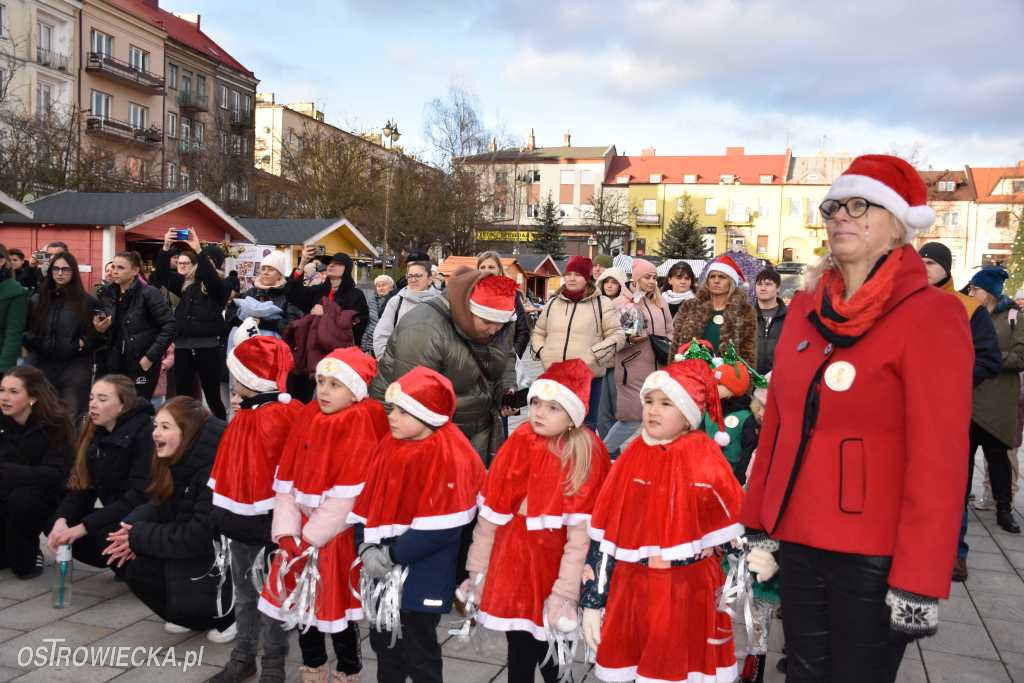 Boże Narodzenie zaczyna się w naszych sercach…