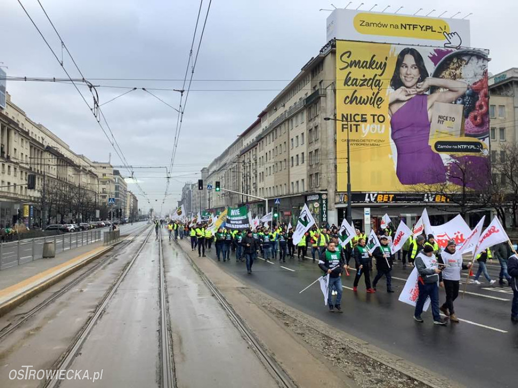 Ostrowieccy hutnicy demonstrowali w Warszawie