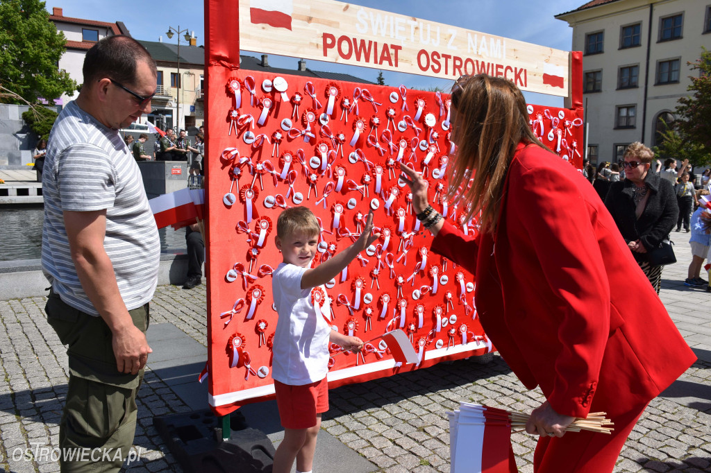 Święto Flagi na ostrowieckim rynku