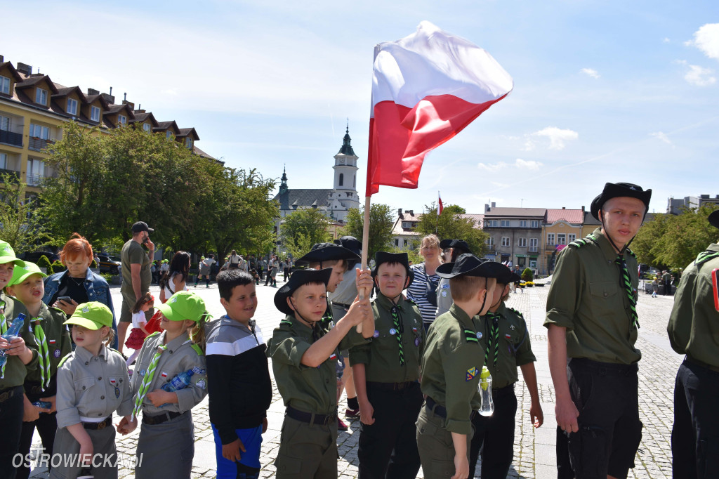 Święto Flagi na ostrowieckim rynku