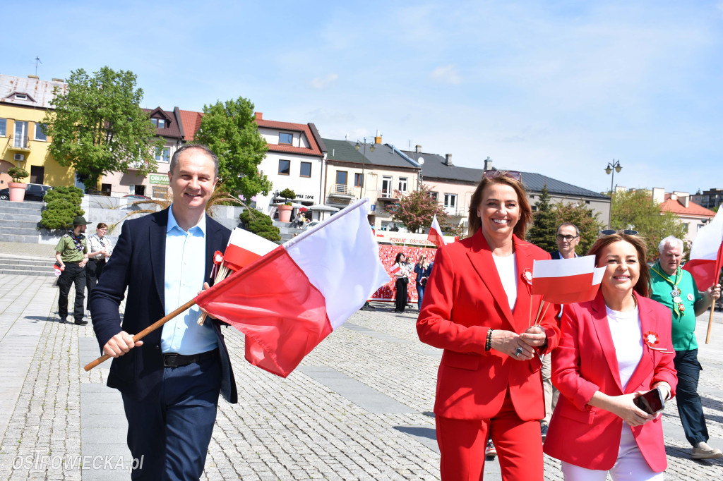 Święto Flagi na ostrowieckim rynku