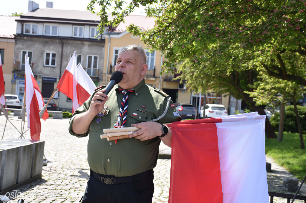 Święto Flagi na ostrowieckim rynku