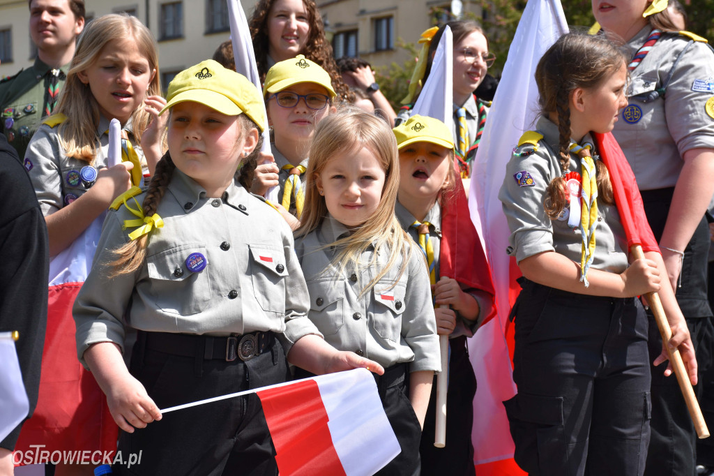 Święto Flagi na ostrowieckim rynku