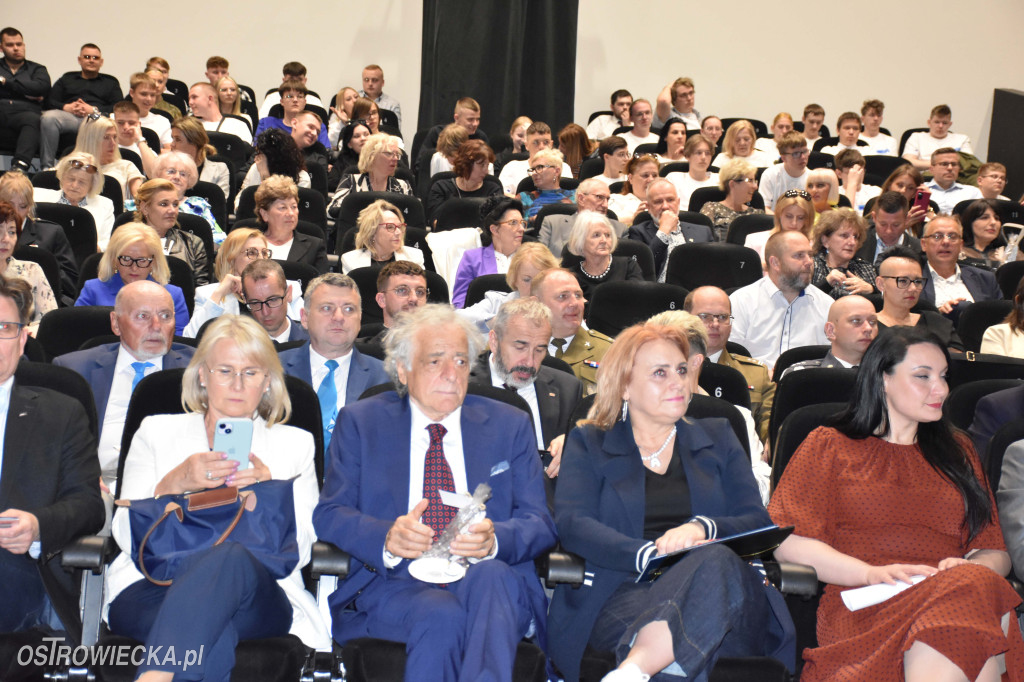 Konferencja o przyszłości szkół zawodowych
