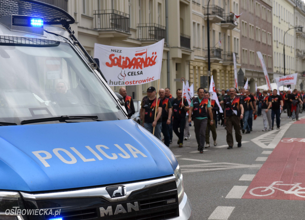 Protest hutników w Warszawie