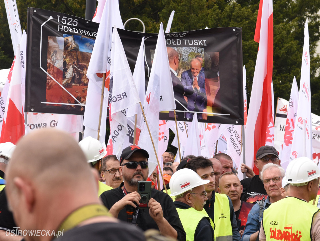 Protest hutników w Warszawie