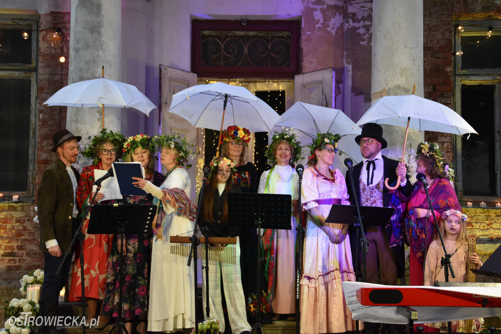 Kawiarenka muzyczna -poetycka zachwyciła