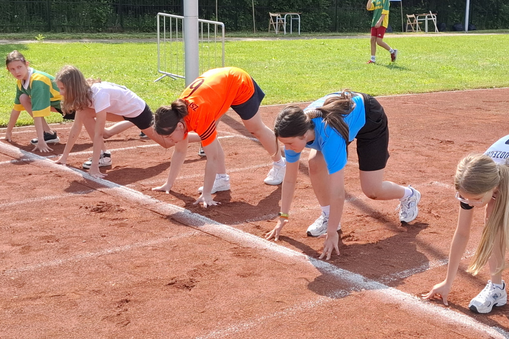 Zawody lekkoatletyczne w Bodzechowie