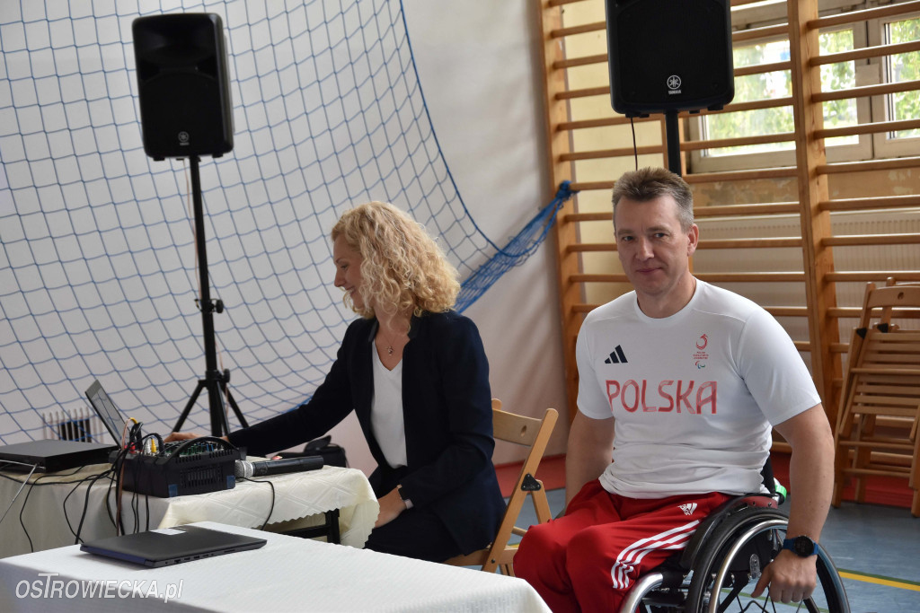 Spotkanie z Grzegorzem Plutą i Nadią Doloh w Szewnie