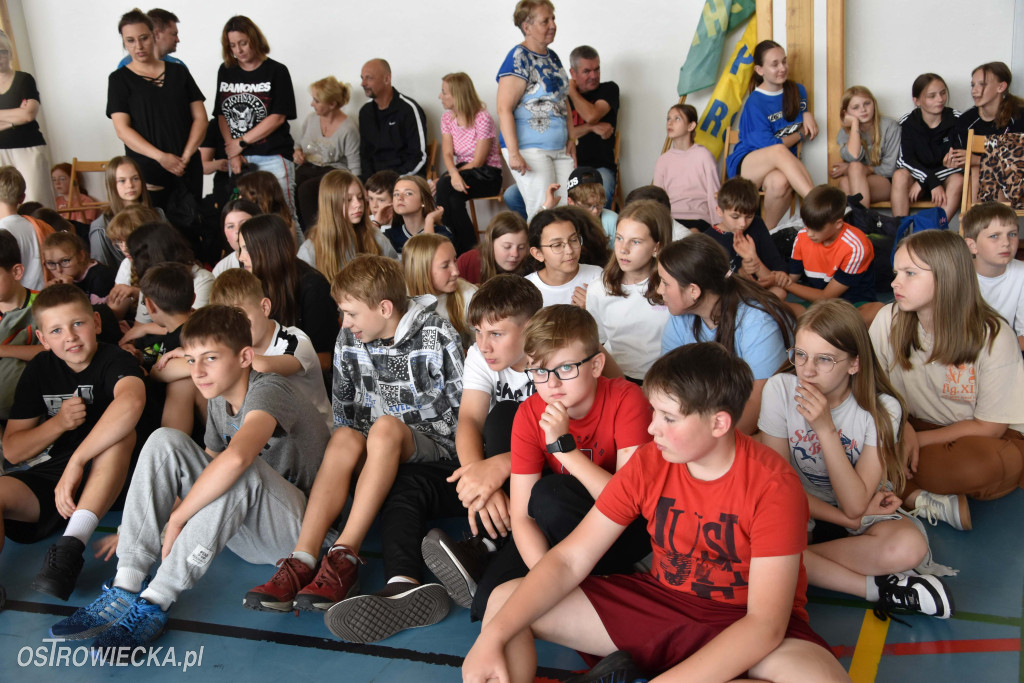 Spotkanie z Grzegorzem Plutą i Nadią Doloh w Szewnie
