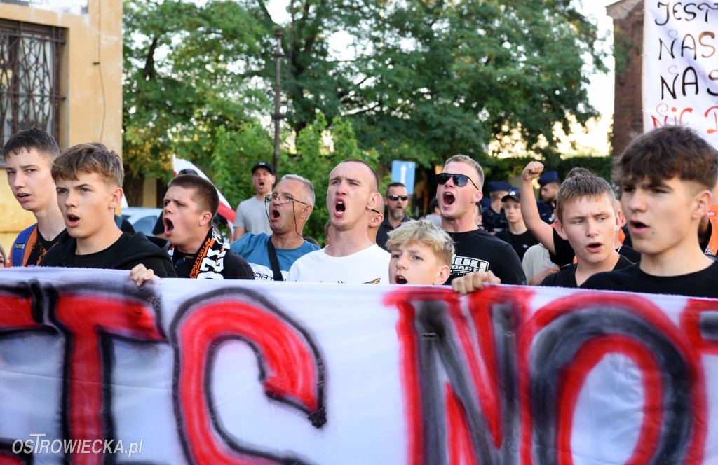 Kibice przeciw imigrantom