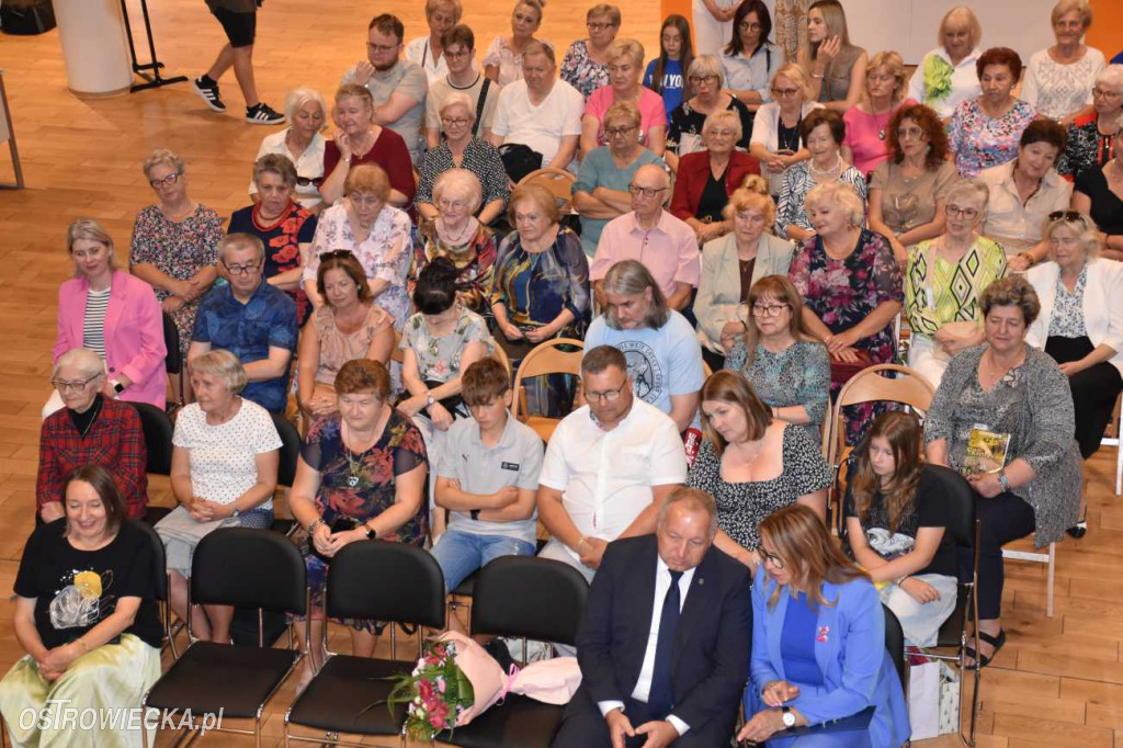 Promocja tomiku poezji Mirosławy Dudy