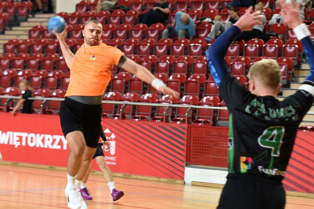 Sparingowy mecz piłkarzy ręcznych KSZO
