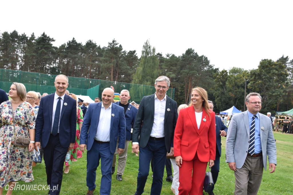 Dożynki Powiatowo-Gminne w Ćmielowie