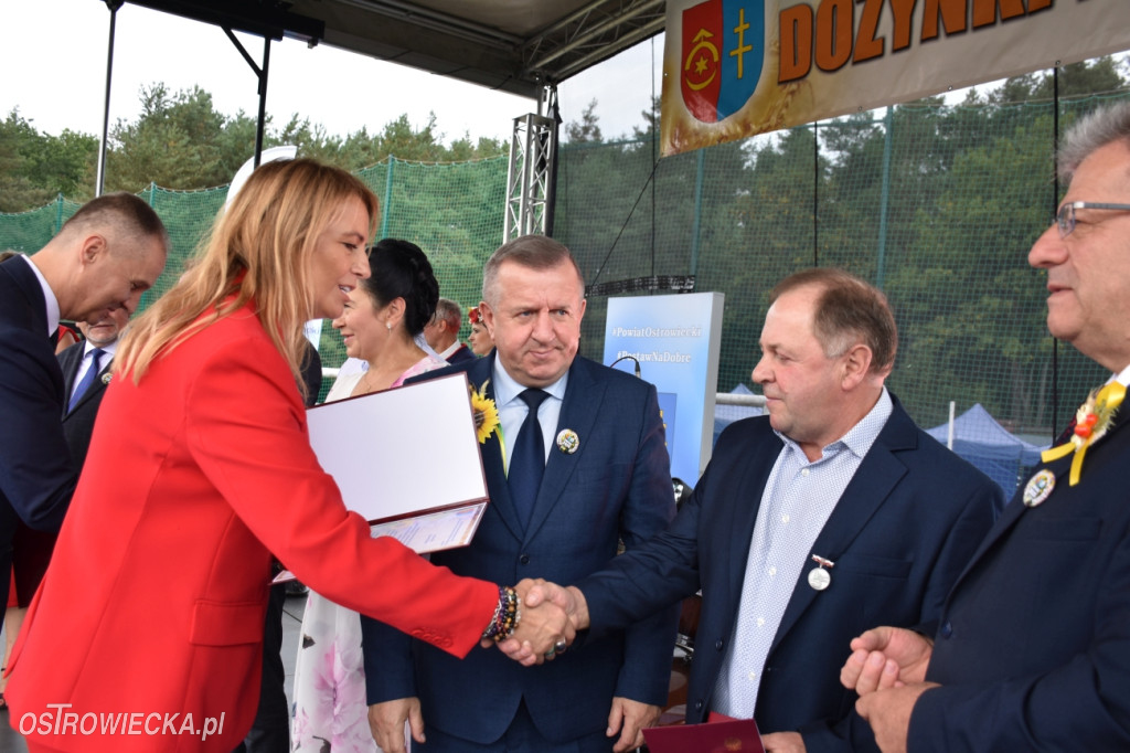 Dożynki Powiatowo-Gminne w Ćmielowie