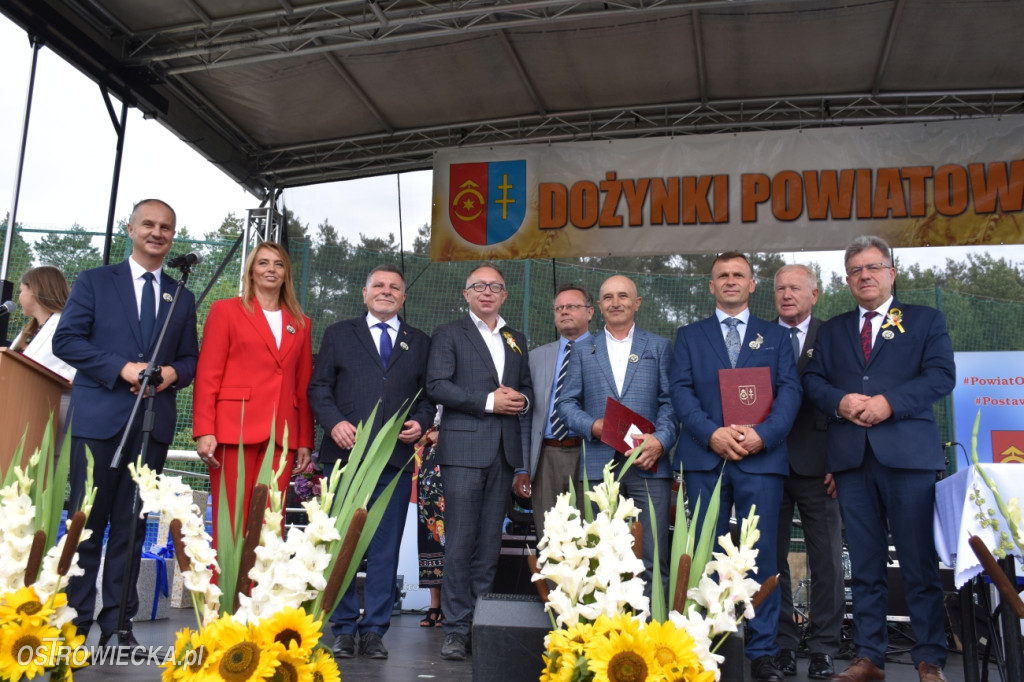 Dożynki Powiatowo-Gminne w Ćmielowie
