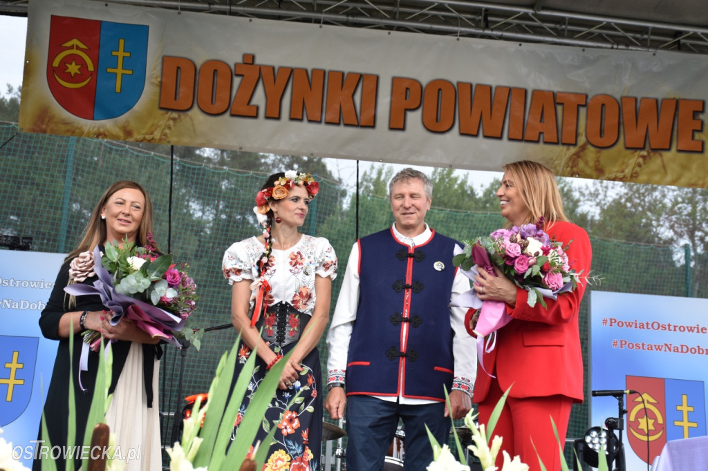 Dożynki Powiatowo-Gminne w Ćmielowie