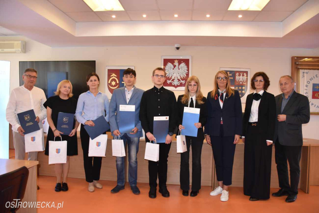 Certyfikaty Cambridge dla najlepszych