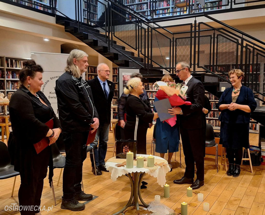 Poetyckie Zaduszki z Klubem \