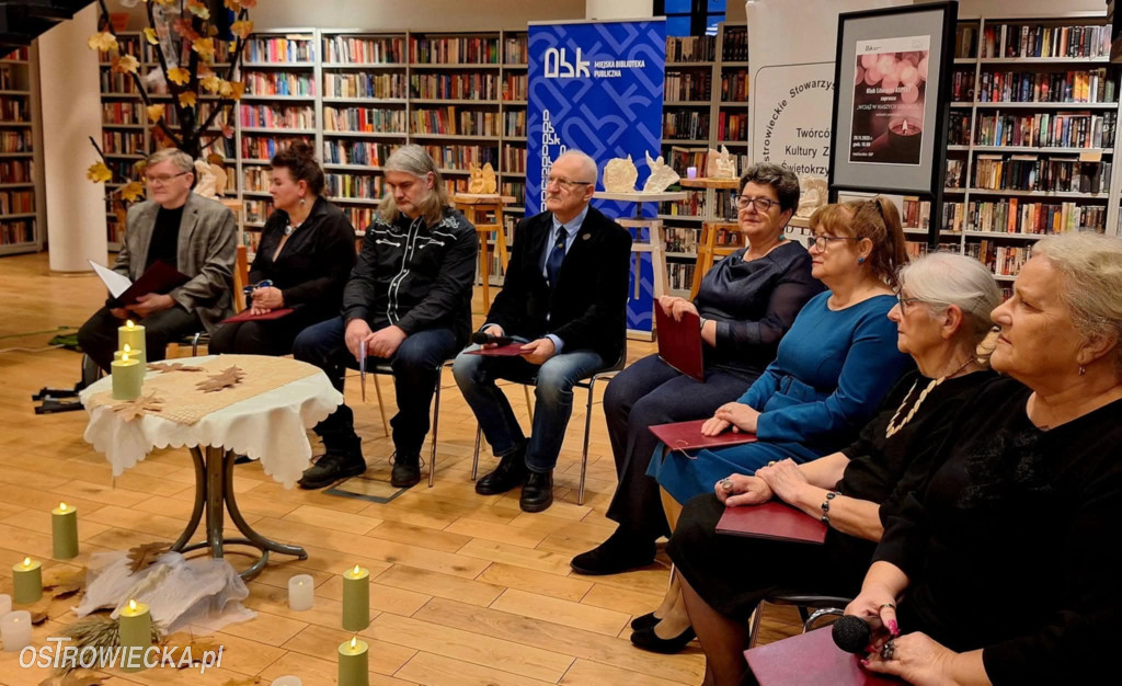 Poetyckie Zaduszki z Klubem \