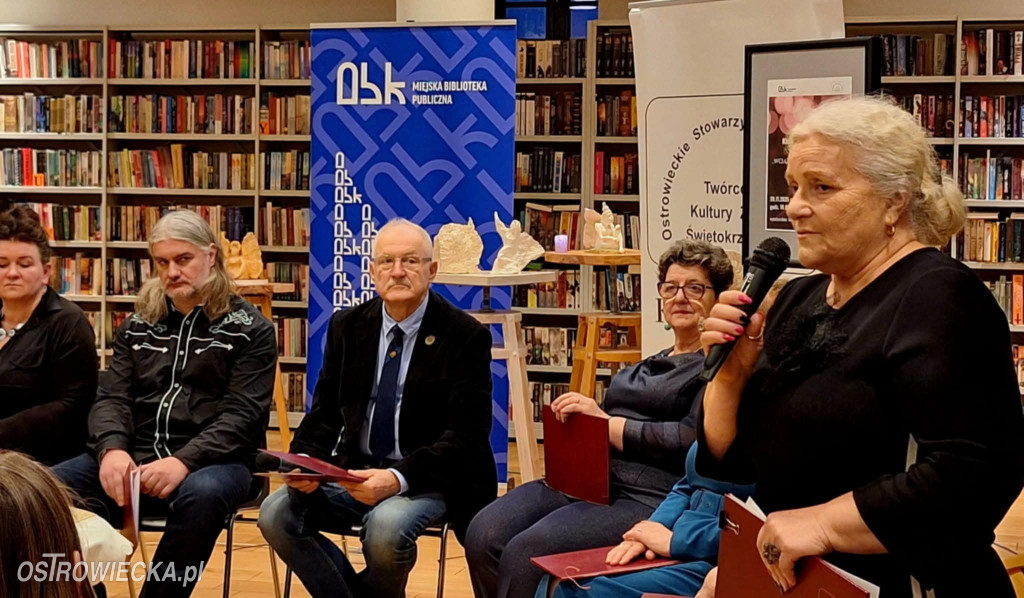 Poetyckie Zaduszki z Klubem \