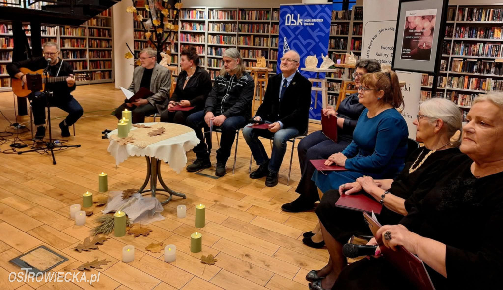 Poetyckie Zaduszki z Klubem \