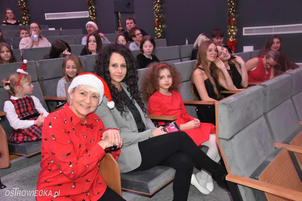 Mikołajkowa kraina pełna świątecznego blasku