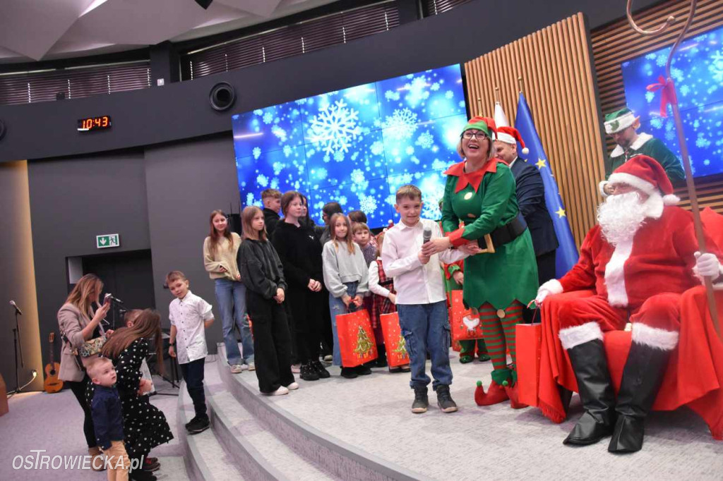 Mikołajkowa kraina pełna świątecznego blasku